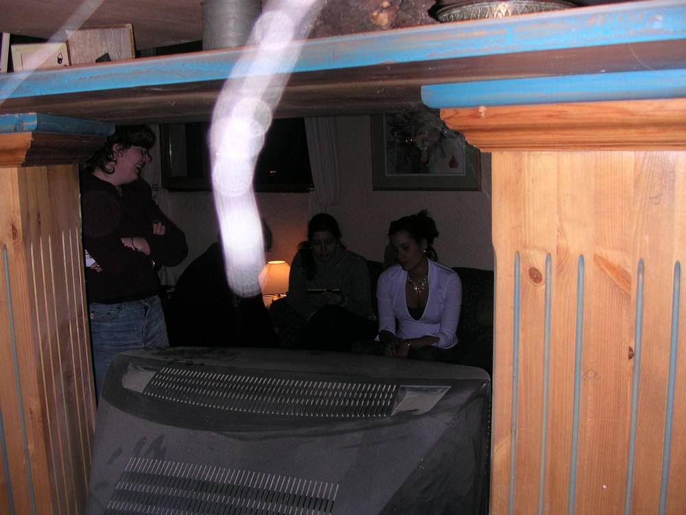 07-Orbs-uit-de-TV-energie
