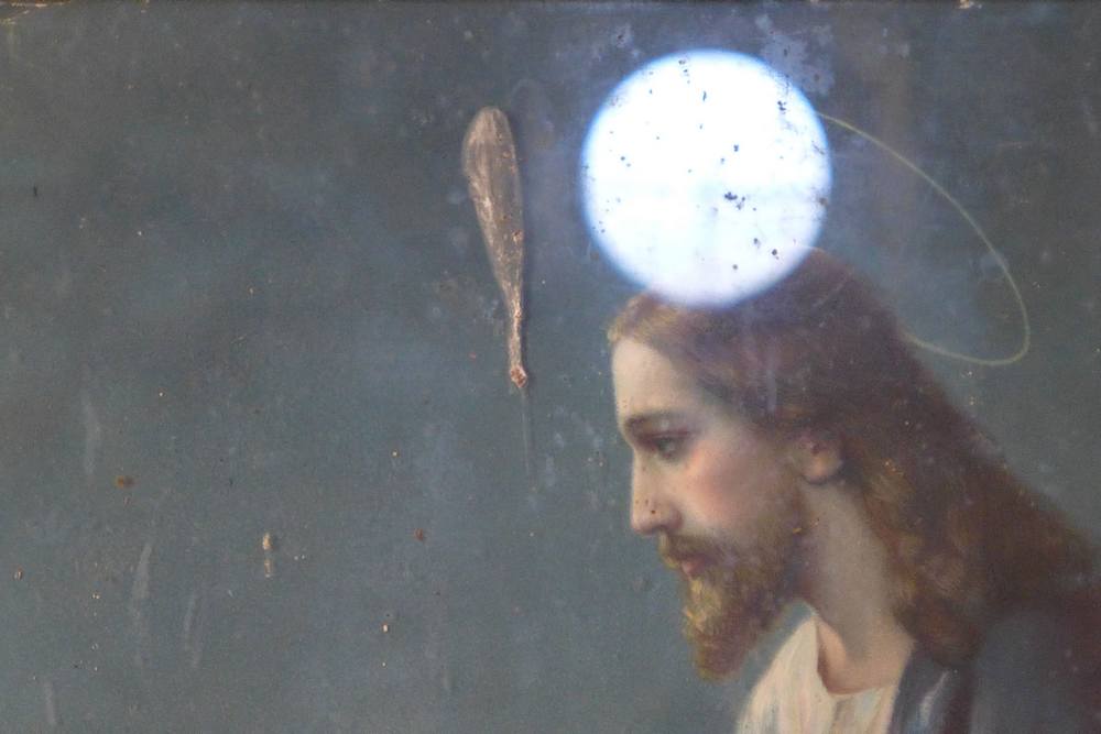30-Fake-Orb-with-Jesus